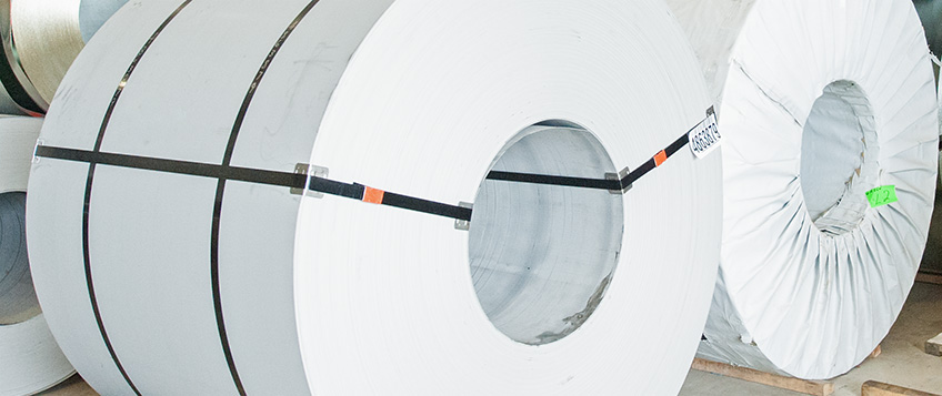 Acier au carbone fini galvanneal